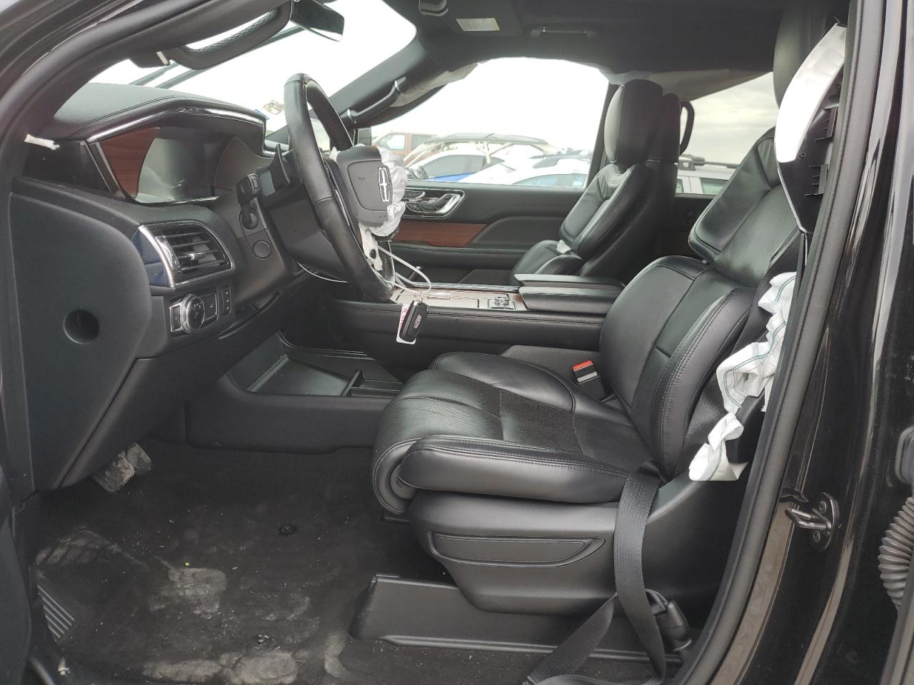 2021 Lincoln Navigator VIN 5LMJJ3LT5MEL07075 Copart auction photo, front end damage thumbnail 7