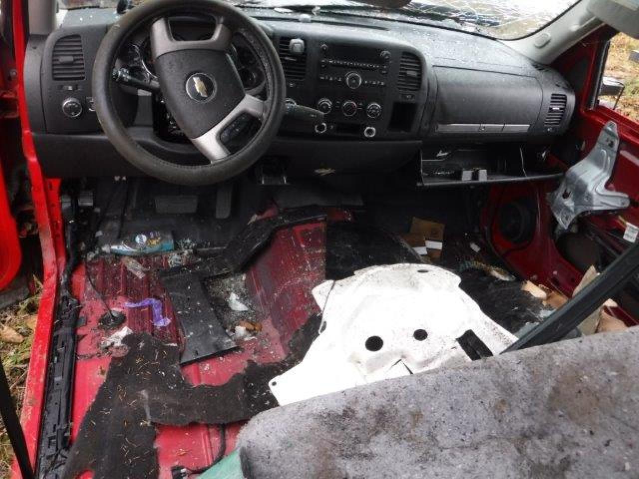 2012 Chevrolet Silverado VIN 3GCPKSE75CG287782 Copart auction photo, vandalism damage thumbnail 8