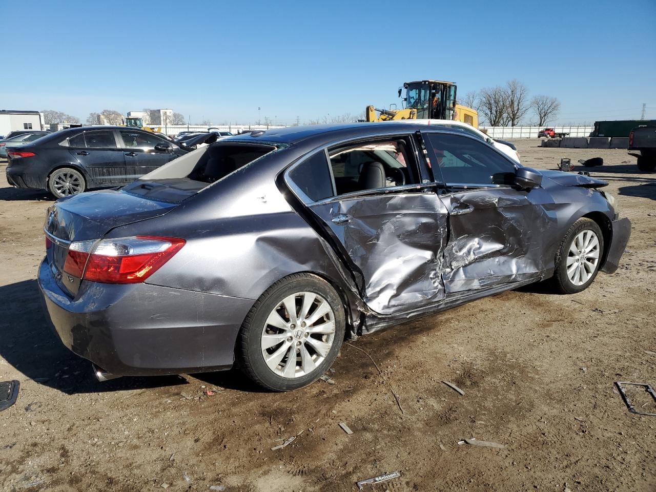 2013 Honda Accord VIN 1HGCR3F88DA029586 Copart auction photo, all over damage thumbnail 3
