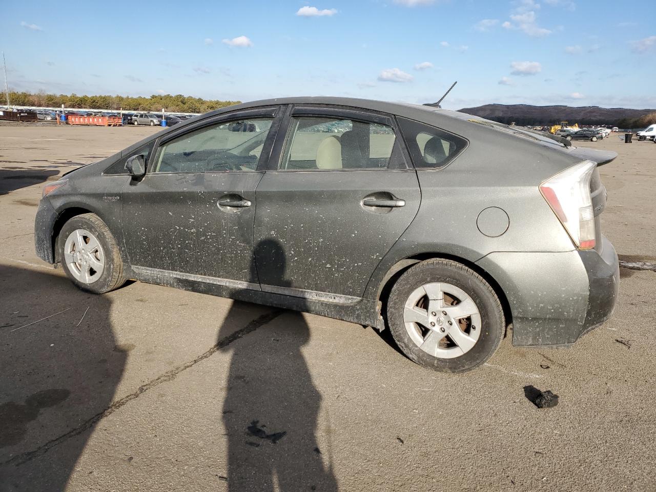 2010 Toyota Prius VIN JTDKN3DU3A0236054 Copart auction photo, side / minor dent/scratches damage thumbnail 2