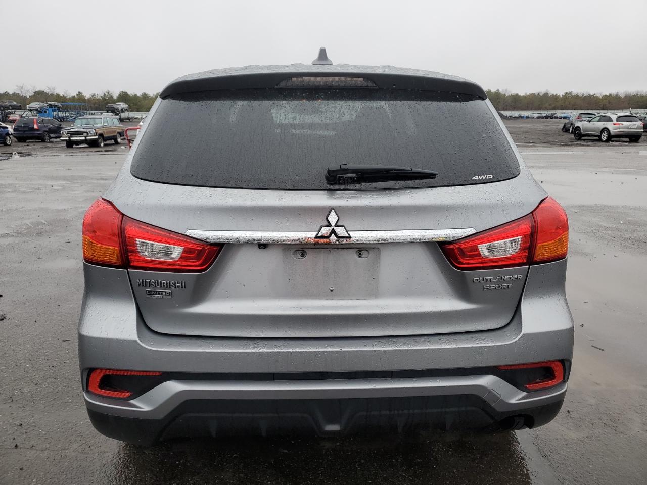 2018 Mitsubishi Outlander VIN JA4AR3AU3JZ022451 Copart auction photo, front end damage thumbnail 6
