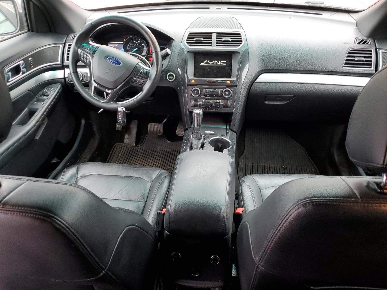 2016 Ford Explorer VIN 1FM5K8D87GGA17390 Copart auction photo, all over damage thumbnail 8