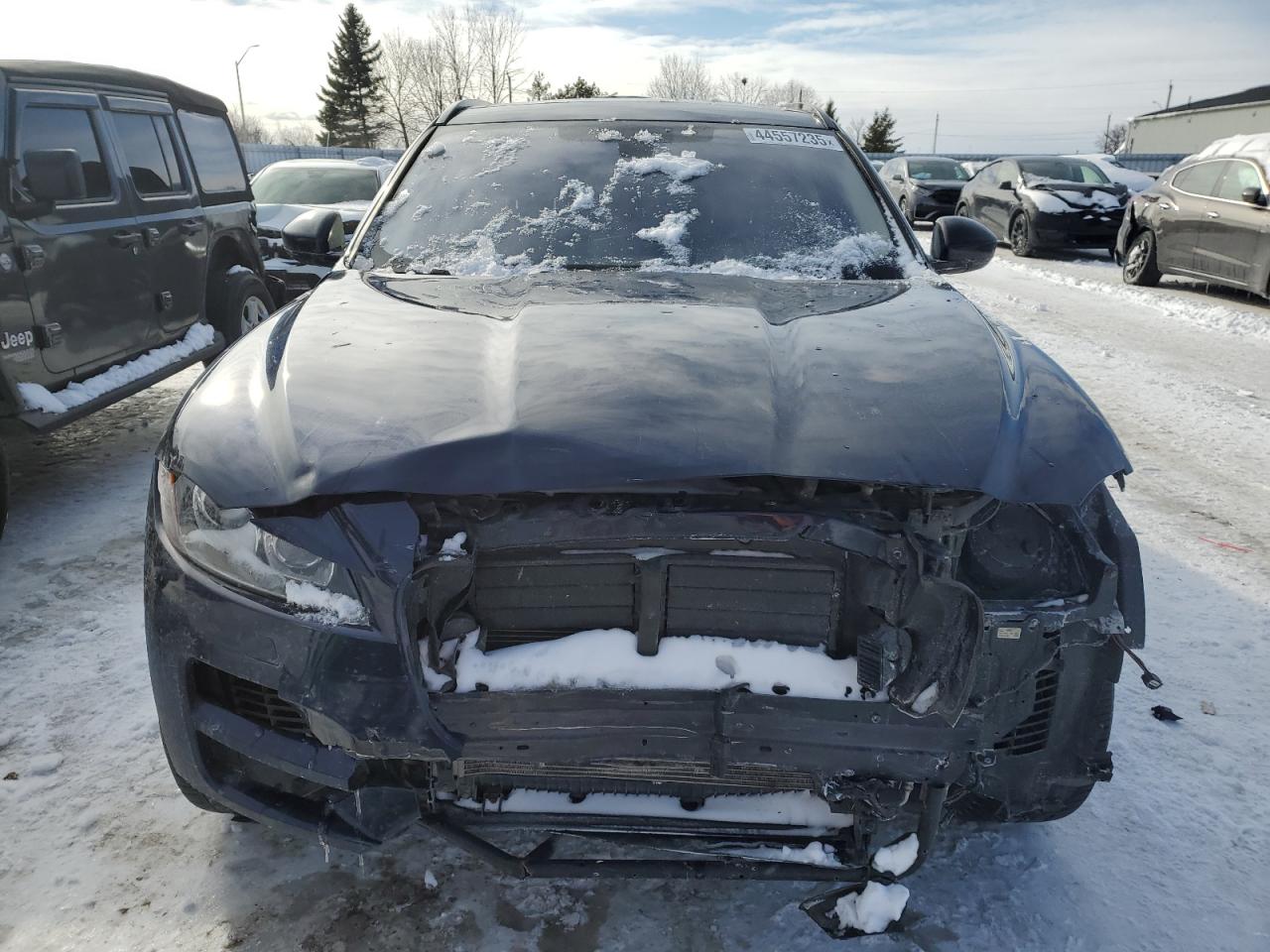 2018 Jaguar F-Pace VIN SADCJ2FN5JA263559 Copart auction photo, front end / mechanical damage thumbnail 5