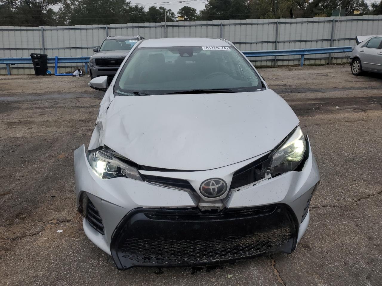 2018 Toyota Corolla VIN 5YFBURHE1JP788473 Copart auction photo, front end / side damage thumbnail 5