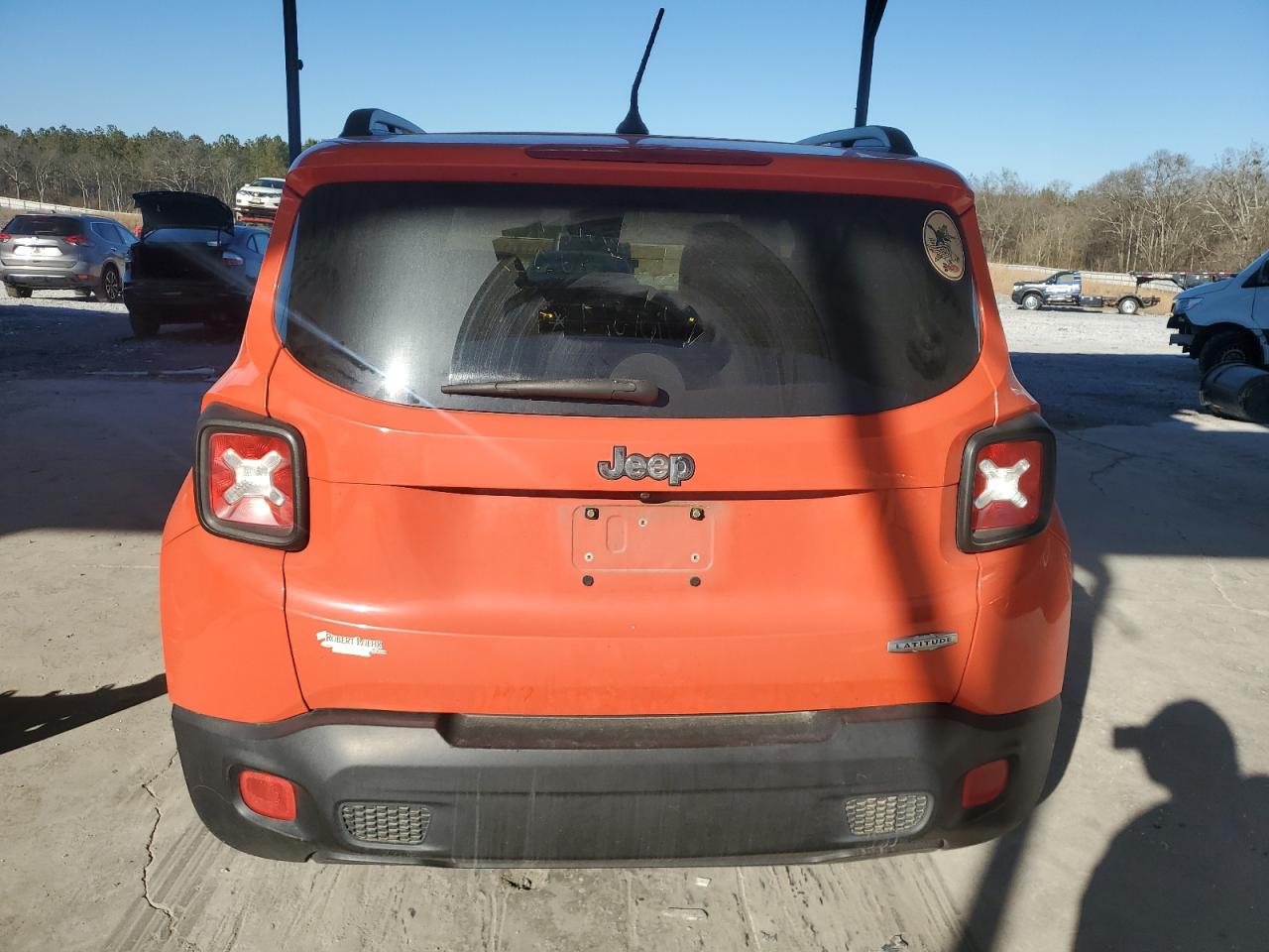 2015 Jeep Renegade VIN ZACCJABT9FPC12549 Copart auction photo, front end / minor dent/scratches damage thumbnail 6