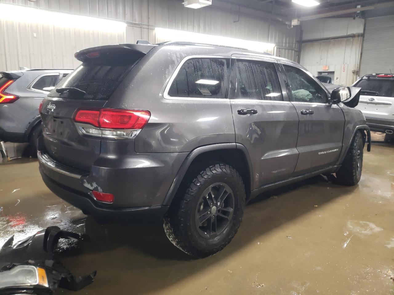 2015 Jeep Grand Cherokee VIN 1C4RJFBG5FC205399 Copart auction photo, front end damage thumbnail 3
