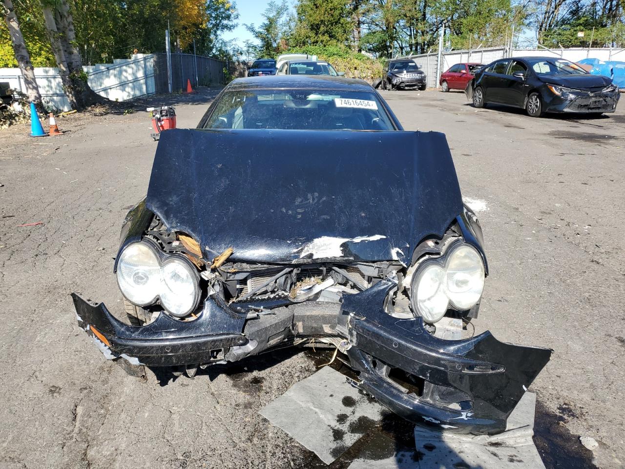 2005 Mercedes-Benz SL-klasse VIN WDBSK74F05F100242 Copart auction photo, front end / mechanical damage thumbnail 5