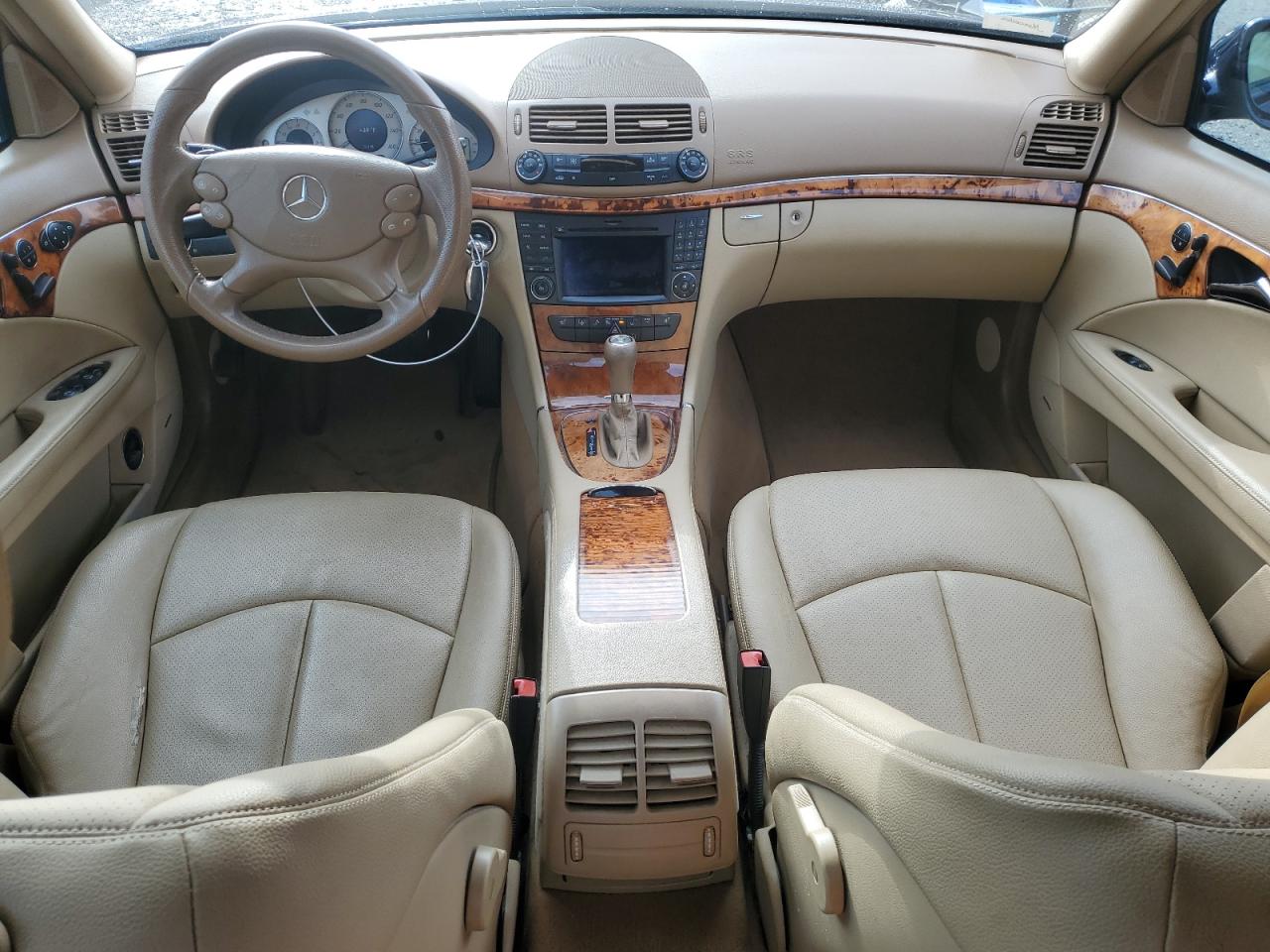 2009 Mercedes-Benz E-klasse VIN WDBUF87X99B361972 Copart auction photo, front end damage thumbnail 8