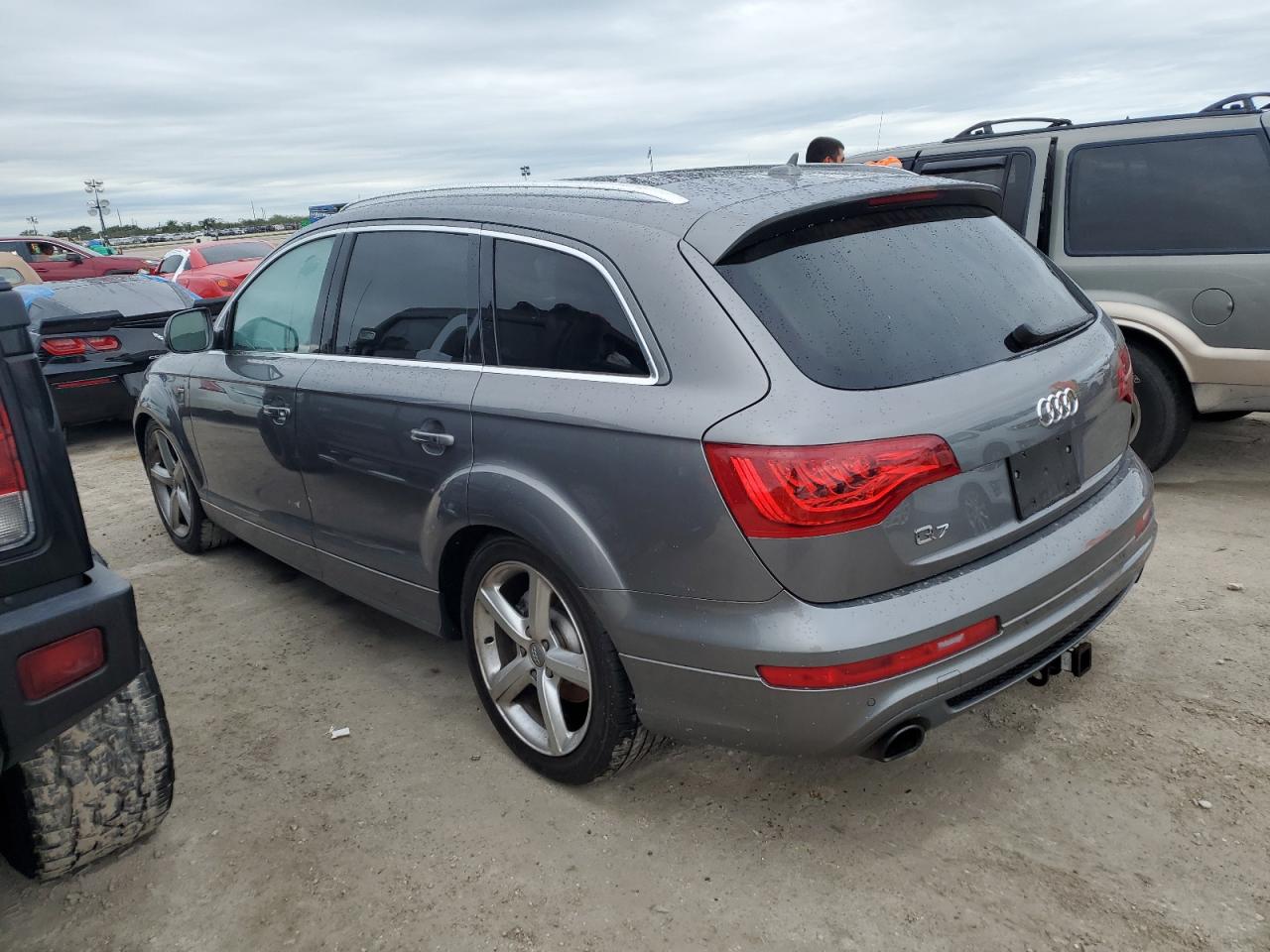 2013 Audi Q7 VIN WA1DGAFEXDD014017 Copart auction photo, water/flood damage thumbnail 2