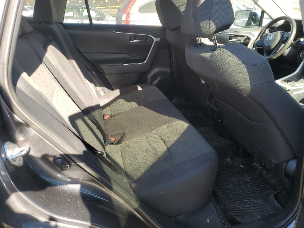 2021 Toyota RAV 4 VIN 2T3P1RFV0MC196902 Copart auction photo, front end / side damage thumbnail 11