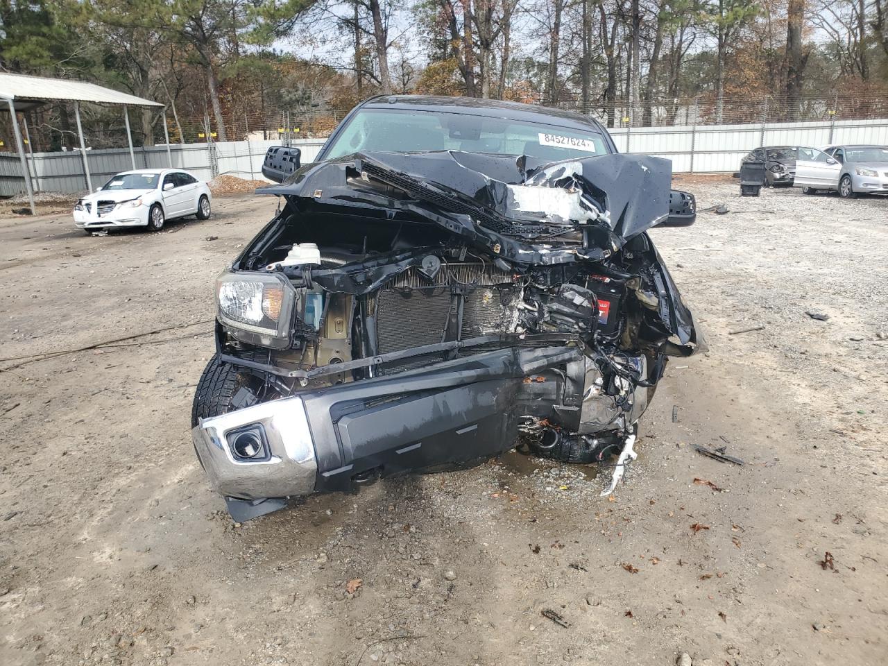 2019 Toyota Tundra VIN 5TFDW5F18KX866214 Copart auction photo, front end / side damage thumbnail 5