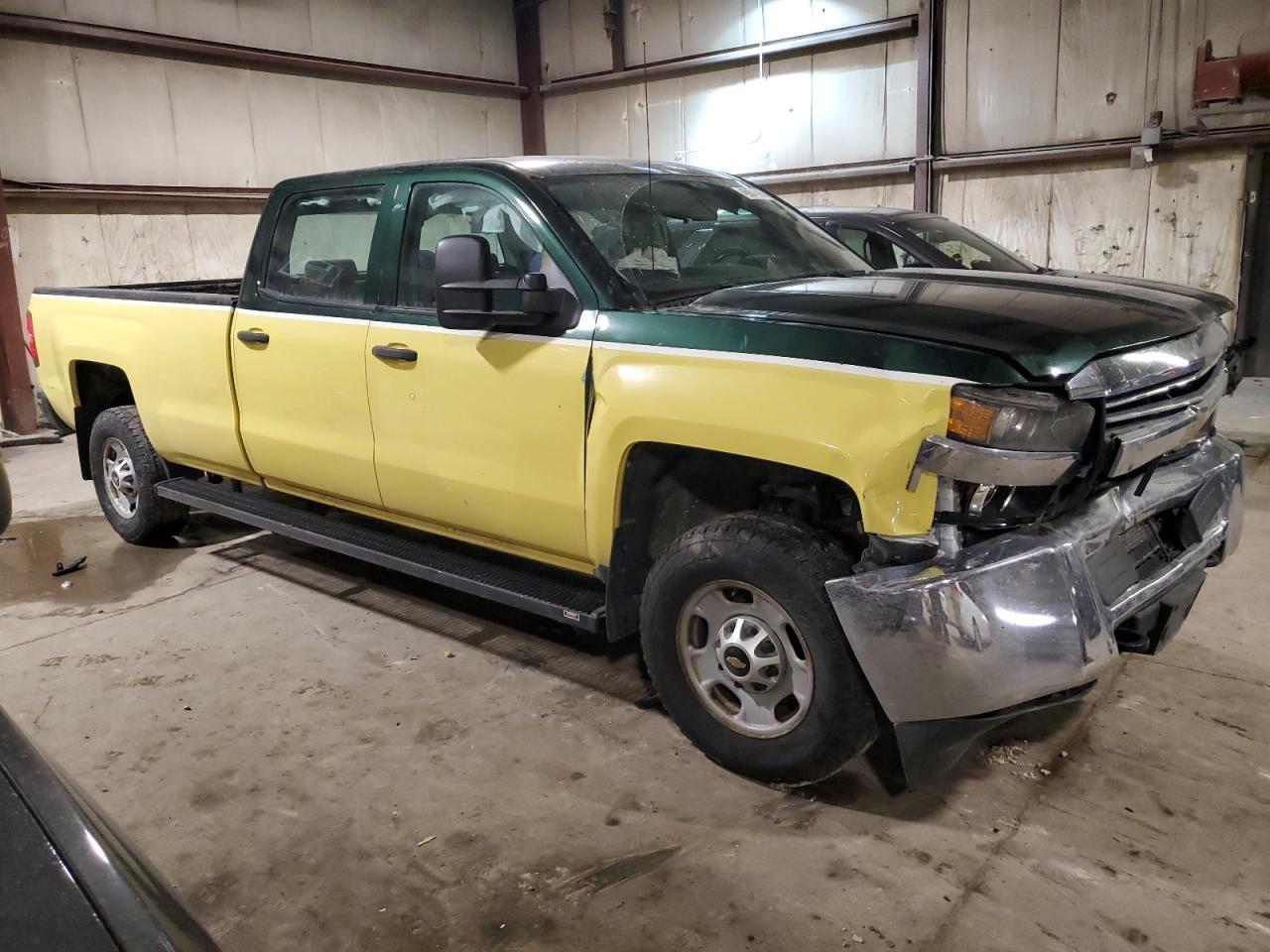 2015 Chevrolet Silverado VIN 1GC1KUEG8FF153727 Copart auction photo, front end / minor dent/scratches damage thumbnail 4