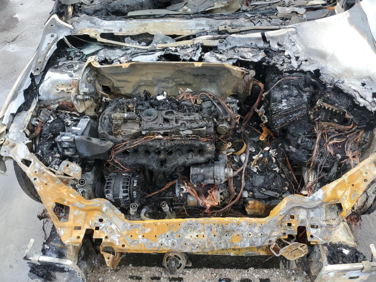 2017 Volvo S60 VIN YV126MFL7H2436435 Copart auction photo, burn damage thumbnail 11