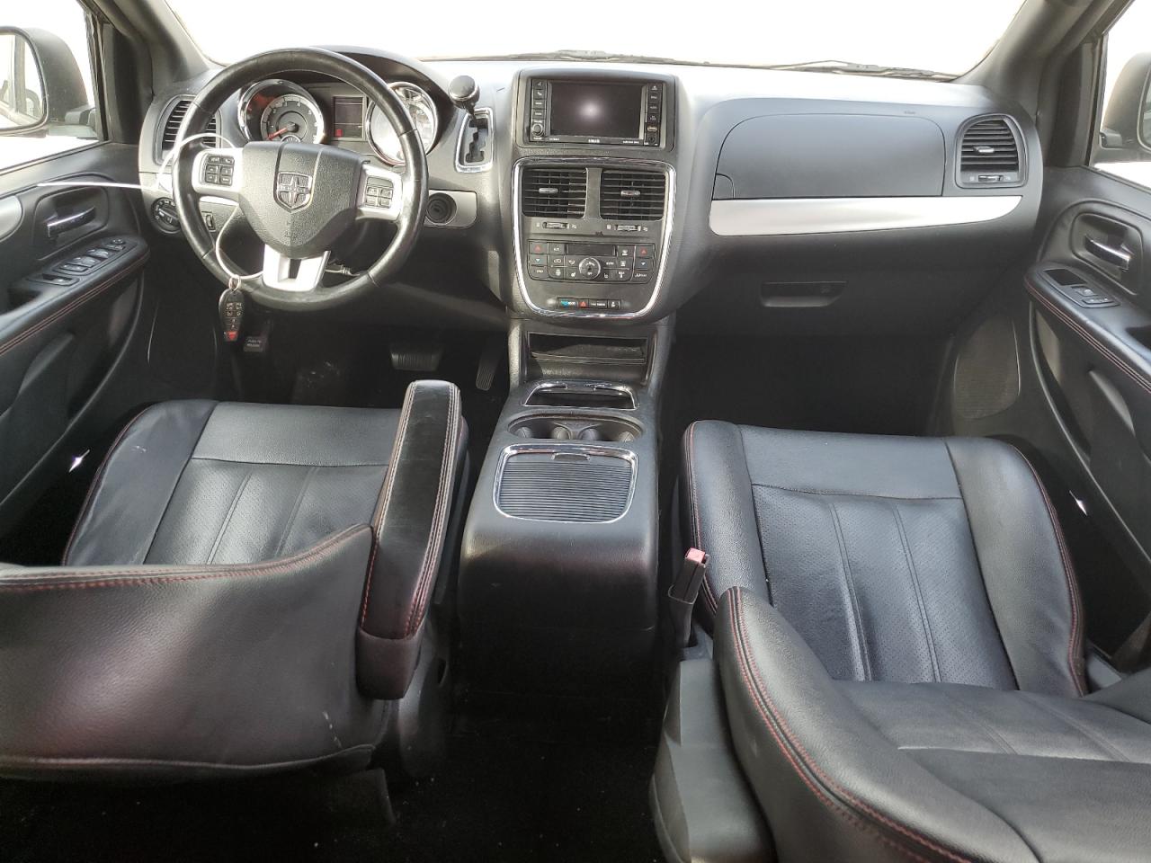 2019 Dodge Caravan VIN 2C4RDGEG7KR659647 Copart auction photo, side / minor dent/scratches damage thumbnail 8