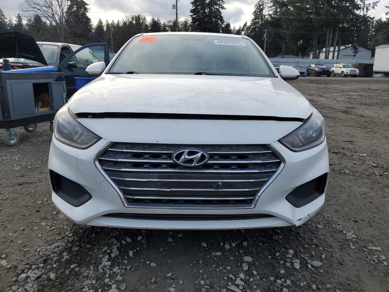 2019 Hyundai Accent VIN 3KPC24A30KE052861 Copart auction photo, vandalism / all over damage thumbnail 5