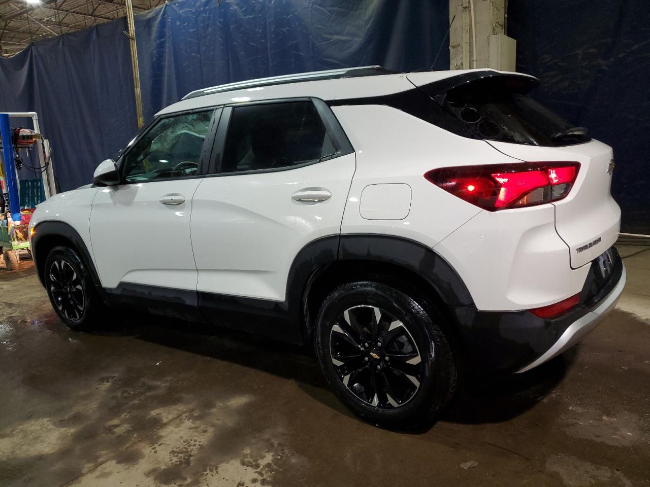 2023 Chevrolet TrailBlazer VIN KL79MPS20PB054204 Copart auction photo, side / front end damage thumbnail 2