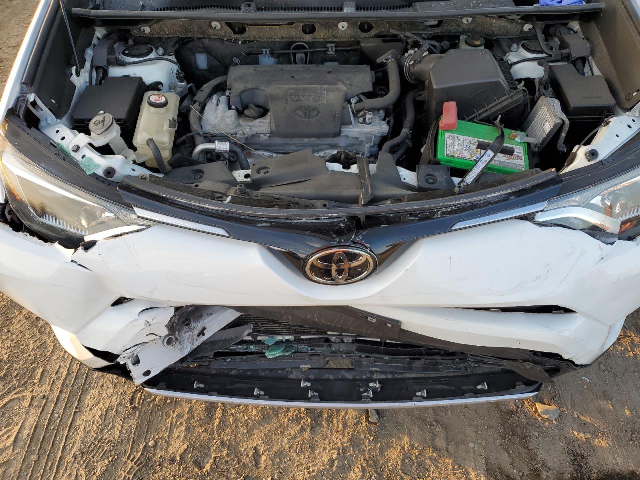 2018 Toyota RAV 4 VIN JTMRFREV1JJ181801 Copart auction photo, front end / minor dent/scratches damage thumbnail 12