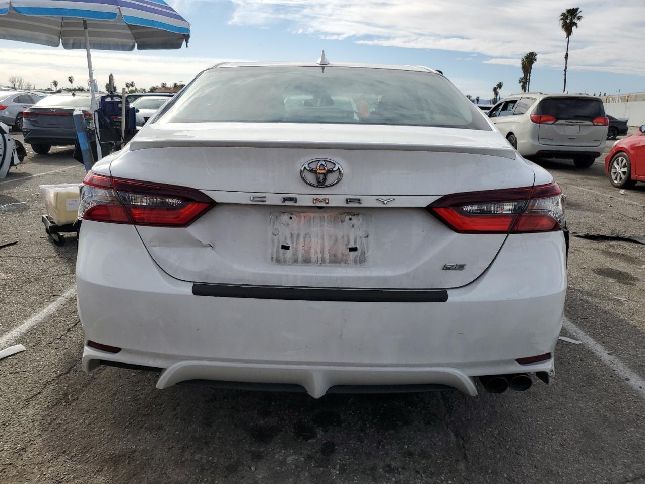 2021 Toyota Camry VIN 4T1G11AK9MU557534 Copart auction photo, front end damage thumbnail 6