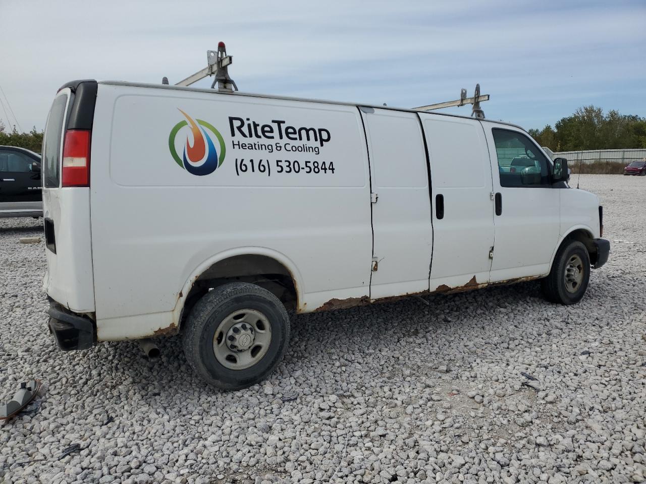 2007 Chevrolet Express VIN 1GCHG39U671166873 Copart auction photo, all over damage thumbnail 3