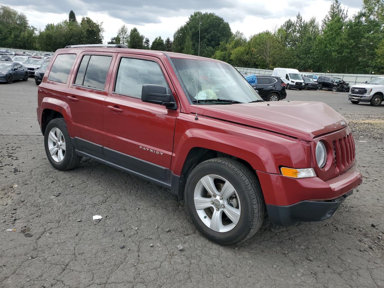 2014 Jeep Liberty (Patriot) VIN 1C4NJPCB6ED570366 Copart auction photo, front end damage thumbnail 4