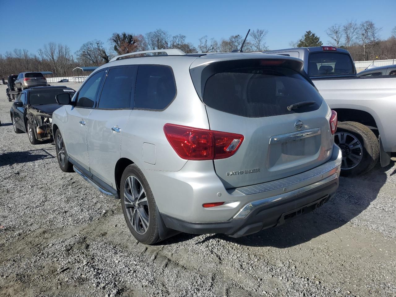 2018 Nissan Pathfinder VIN 5N1DR2MN1JC677062 Copart auction photo, side / rear end damage thumbnail 2