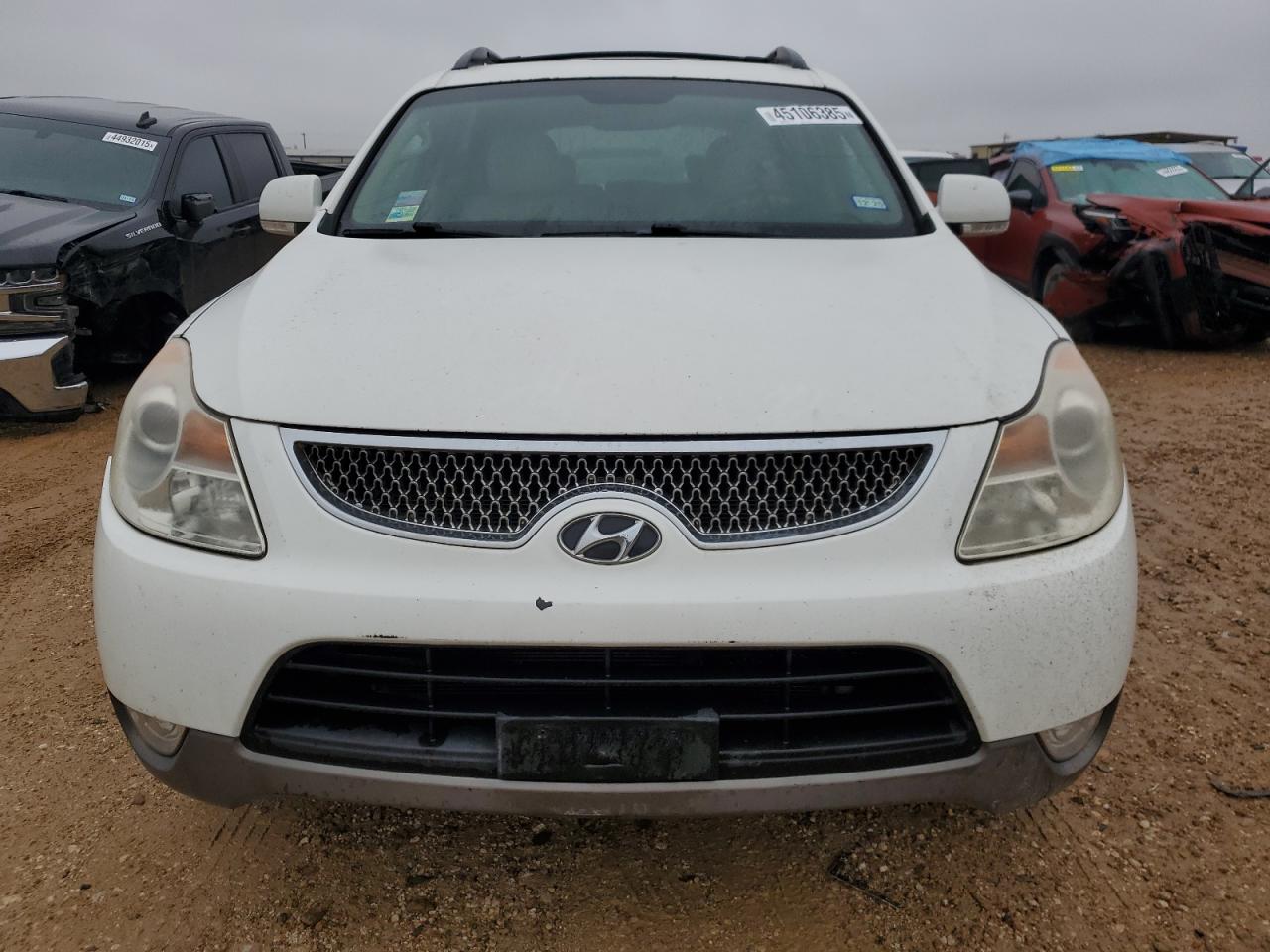 2011 Hyundai Veracruz VIN KM8NU4CC8BU167284 Copart auction photo, minor dent/scratches damage thumbnail 5