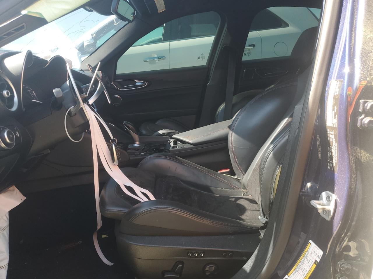 2019 Alfa Romeo Giulia VIN ZARFAMEV7K7611582 Copart auction photo, stripped / all over damage thumbnail 7