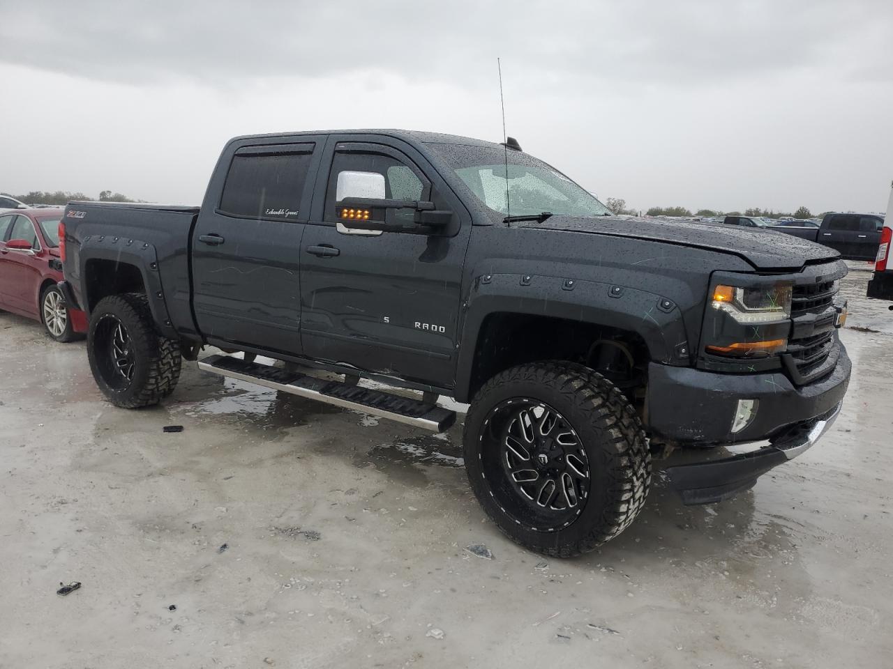2017 Chevrolet Silverado VIN 3GCUKREC1HG345936 Copart auction photo, minor dent/scratches damage thumbnail 4
