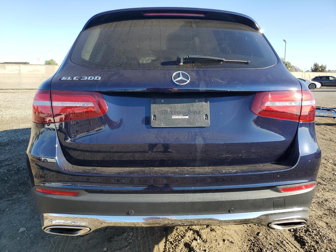 2018 Mercedes-Benz GLC VIN WDC0G4JB1JV076005 Copart auction photo, front end damage thumbnail 6