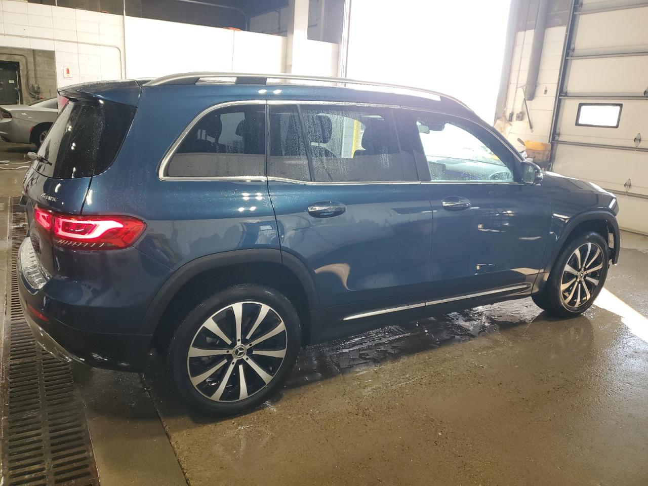 2023 Mercedes-Benz GLB VIN W1N4M4HB7PW326011 Copart auction photo, front end damage thumbnail 3