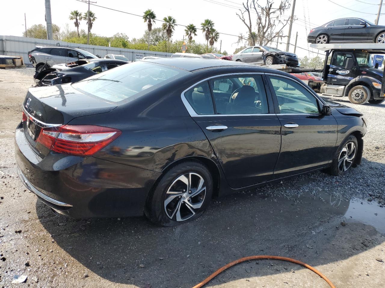 2017 Honda Accord VIN 1HGCR2F36HA053583 Copart auction photo, front end / side damage thumbnail 3