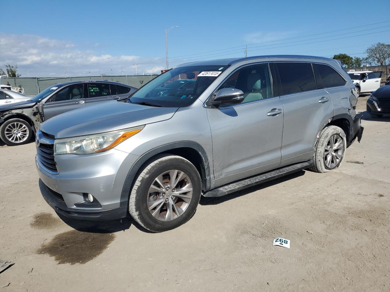 2015 Toyota Highlander VIN 5TDKKRFH0FS093032