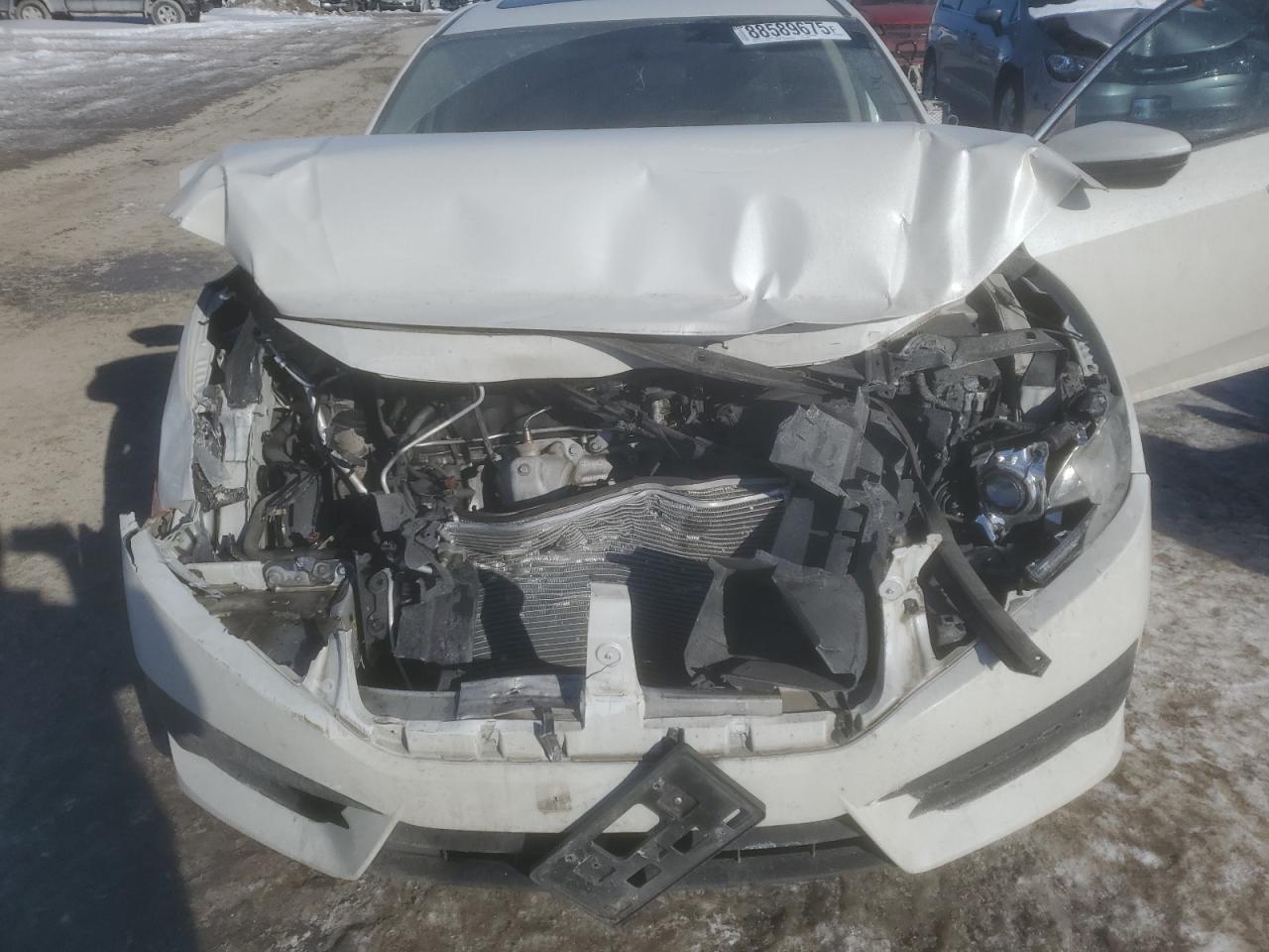 2017 Honda Civic VIN 19XFC2F7XHE041580 Copart auction photo, front end damage thumbnail 13