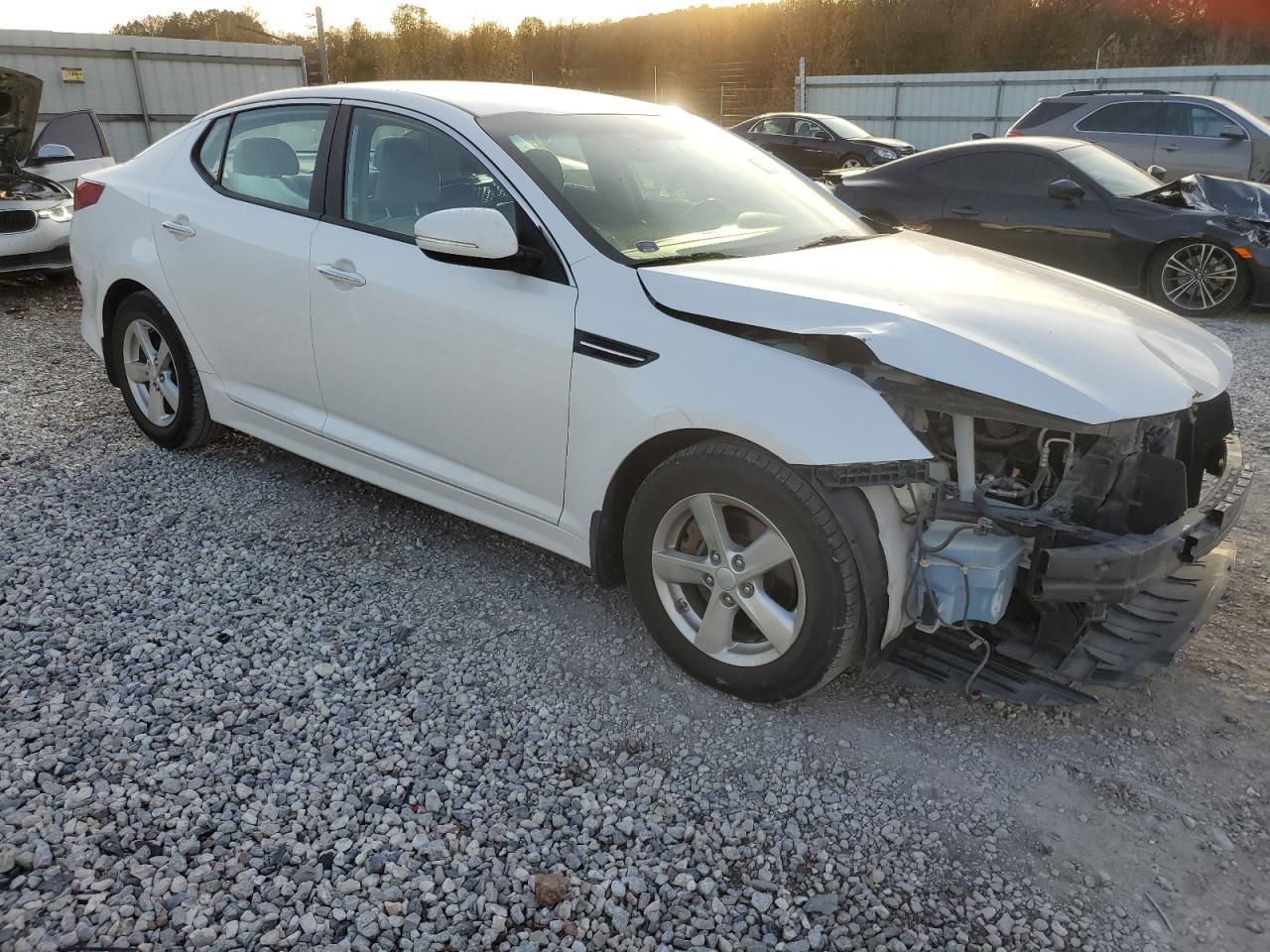 2015 KIA Optima VIN KNAGM4A73F5658538 Copart auction photo, front end damage thumbnail 4