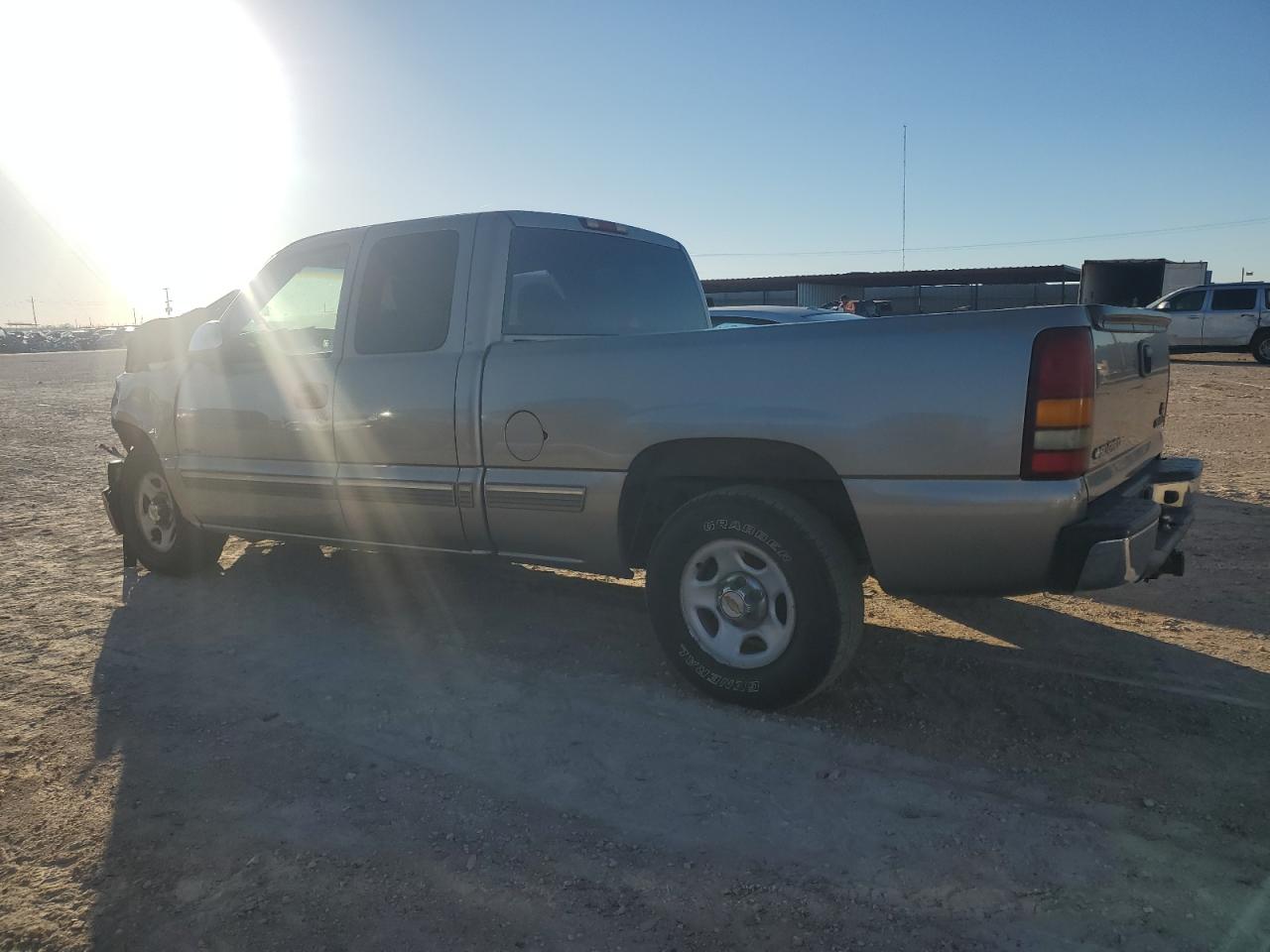2002 Chevrolet Silverado VIN 1GCEC19T02Z334530 Copart auction photo, front end / all over damage thumbnail 2