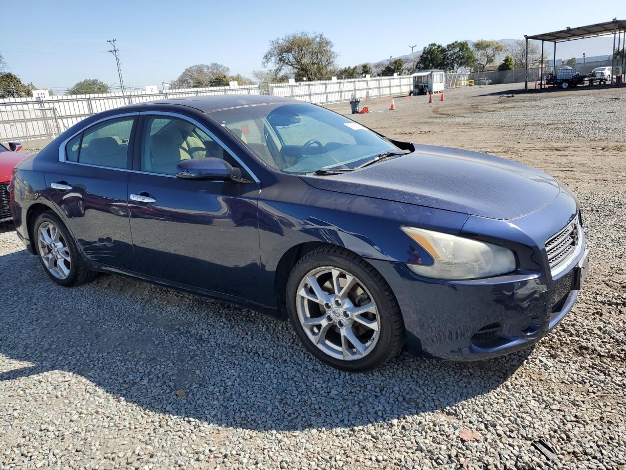 2010 Nissan Maxima VIN 1N4AA5AP6AC817327 Copart auction photo, minor dent/scratches damage thumbnail 4