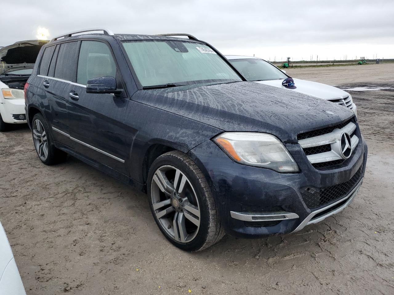 2015 Mercedes-Benz GLK-klasse VIN WDCGG5HB8FG425263 Copart auction photo, water/flood damage thumbnail 4