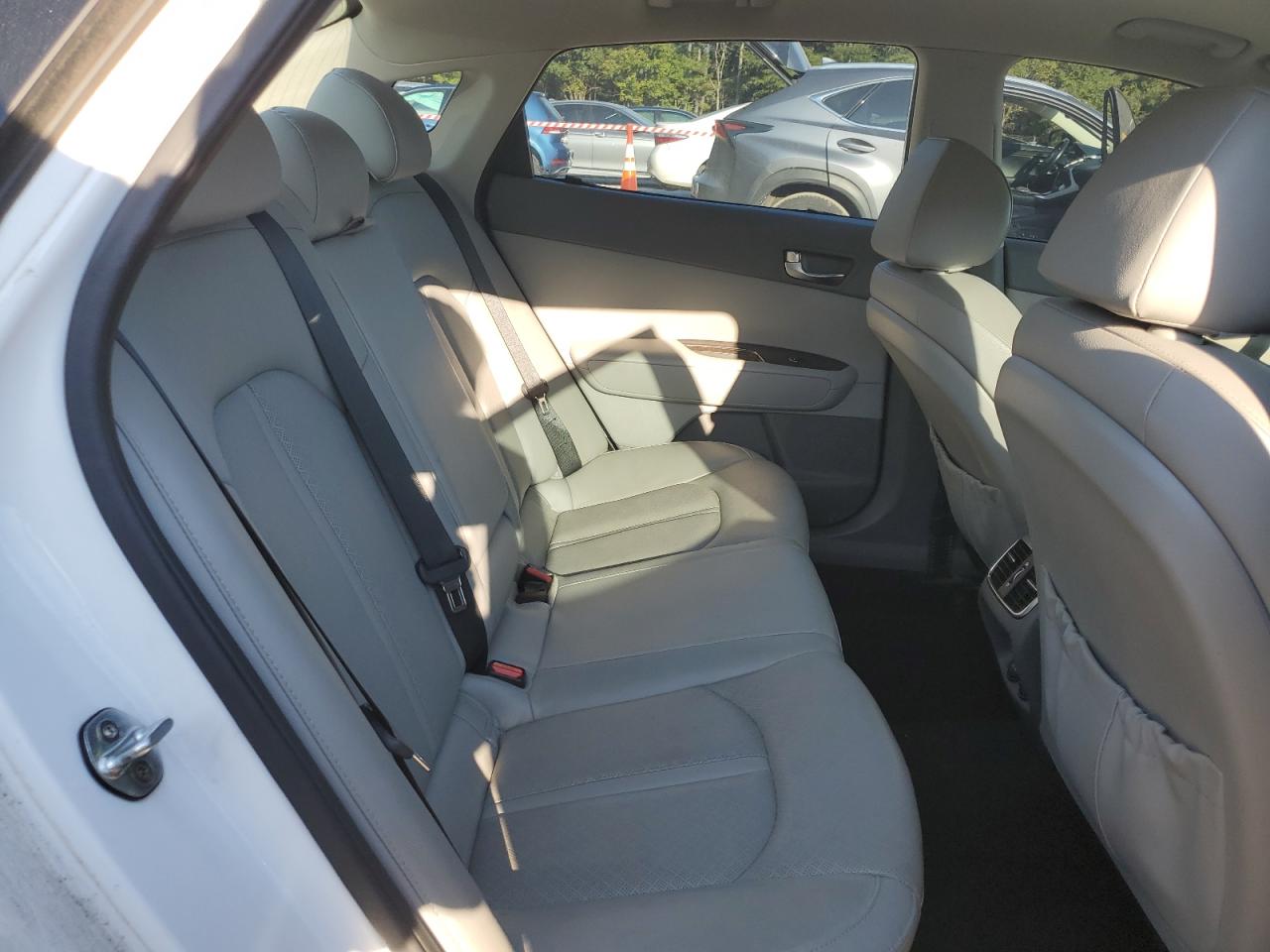 2016 KIA Optima VIN 5XXGU4L36GG030712 Copart auction photo, rear end damage thumbnail 10