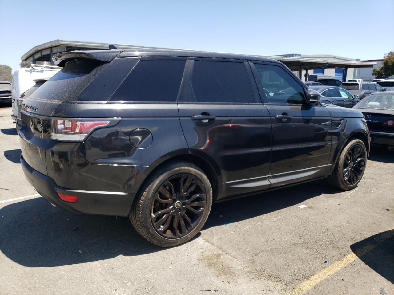 2015 Land Rover Range Rover VIN SALWR2VF5FA519324 Copart auction photo, front end / side damage thumbnail 3