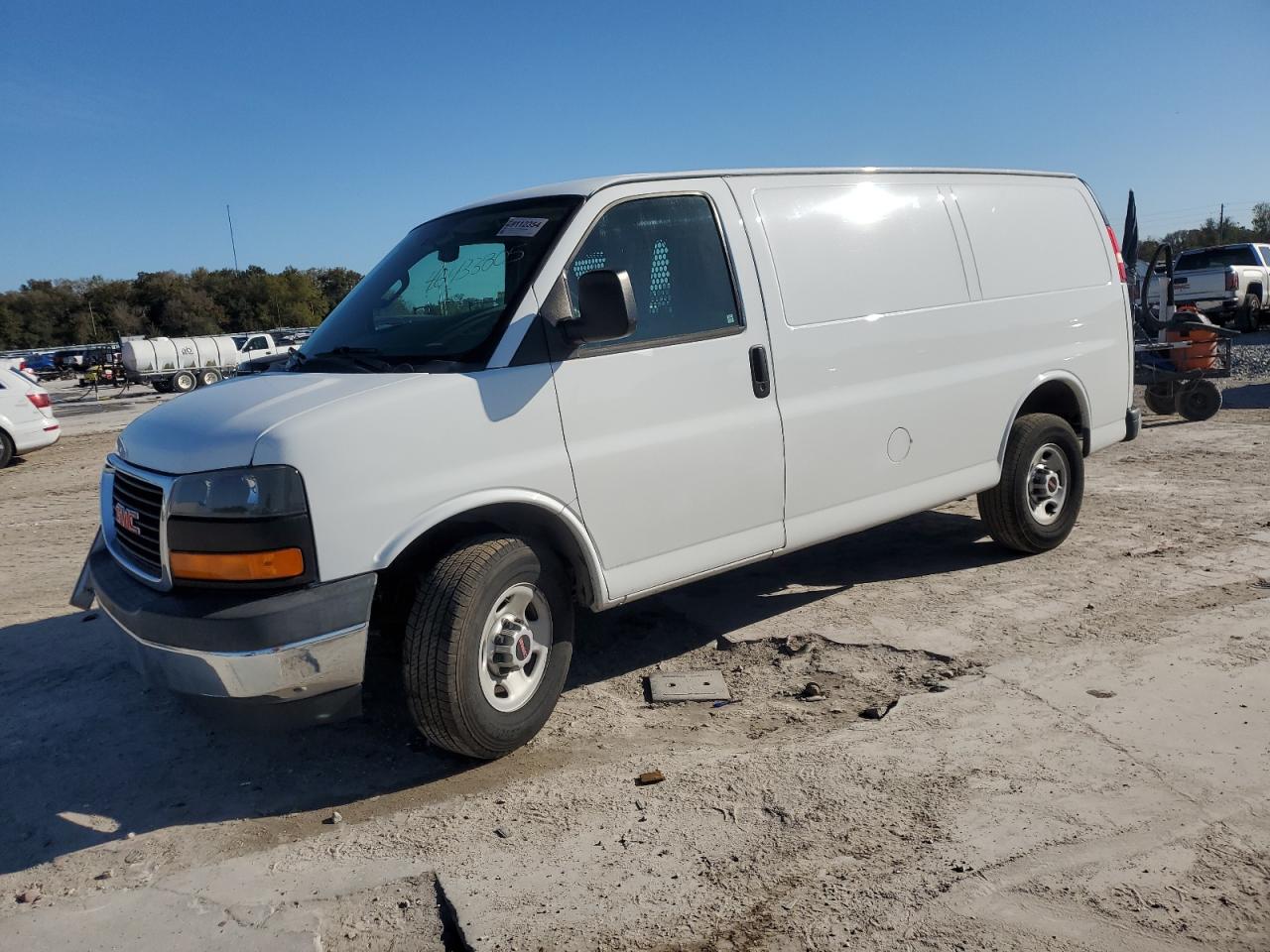 2017 GMC Savana VIN 1GTW7AFF5H1905105