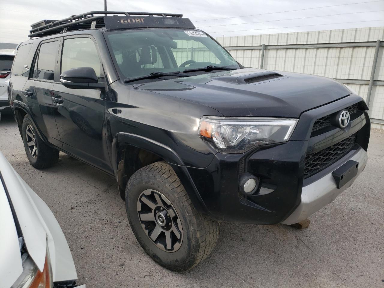 2018 Toyota 4Runner VIN JTEBU5JR4J5500833 Copart auction photo, front end / side damage thumbnail 4