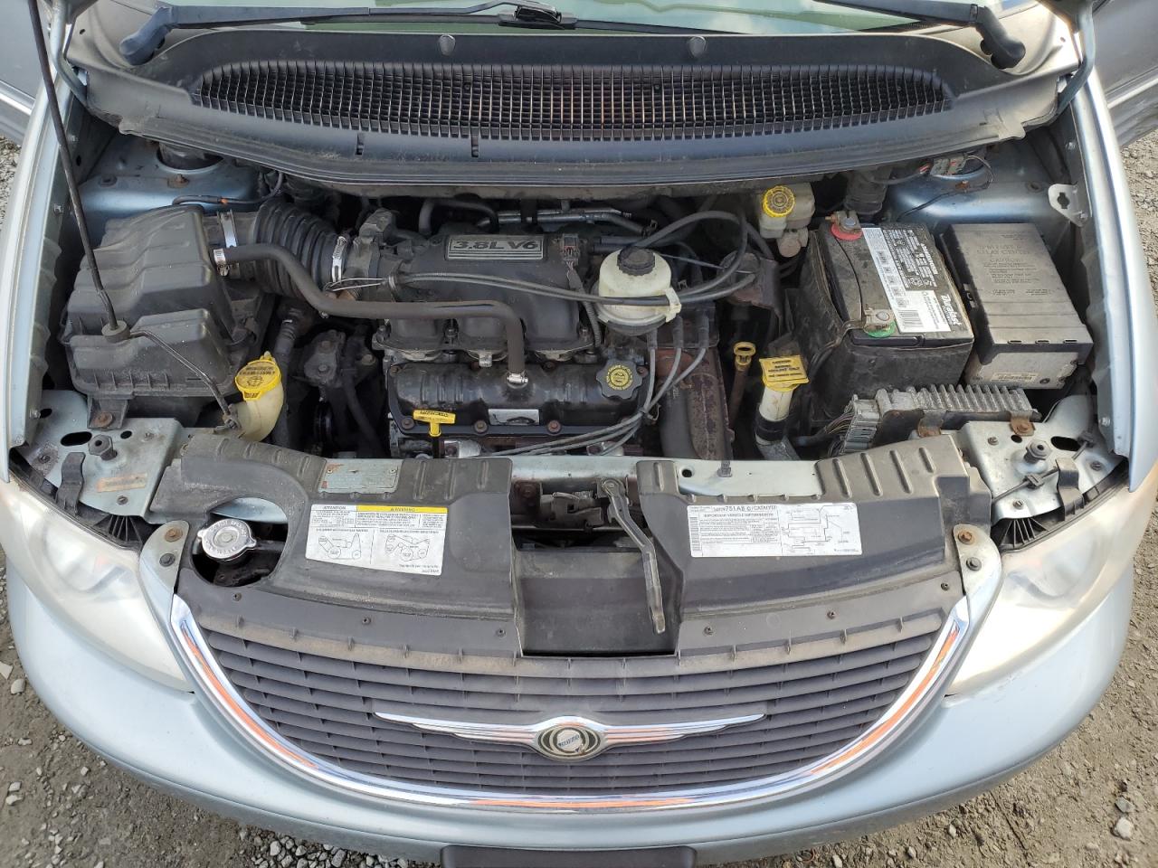 2003 Chrysler Town & Country VIN 2C8GT64L33R308236 Copart auction photo, side damage thumbnail 12