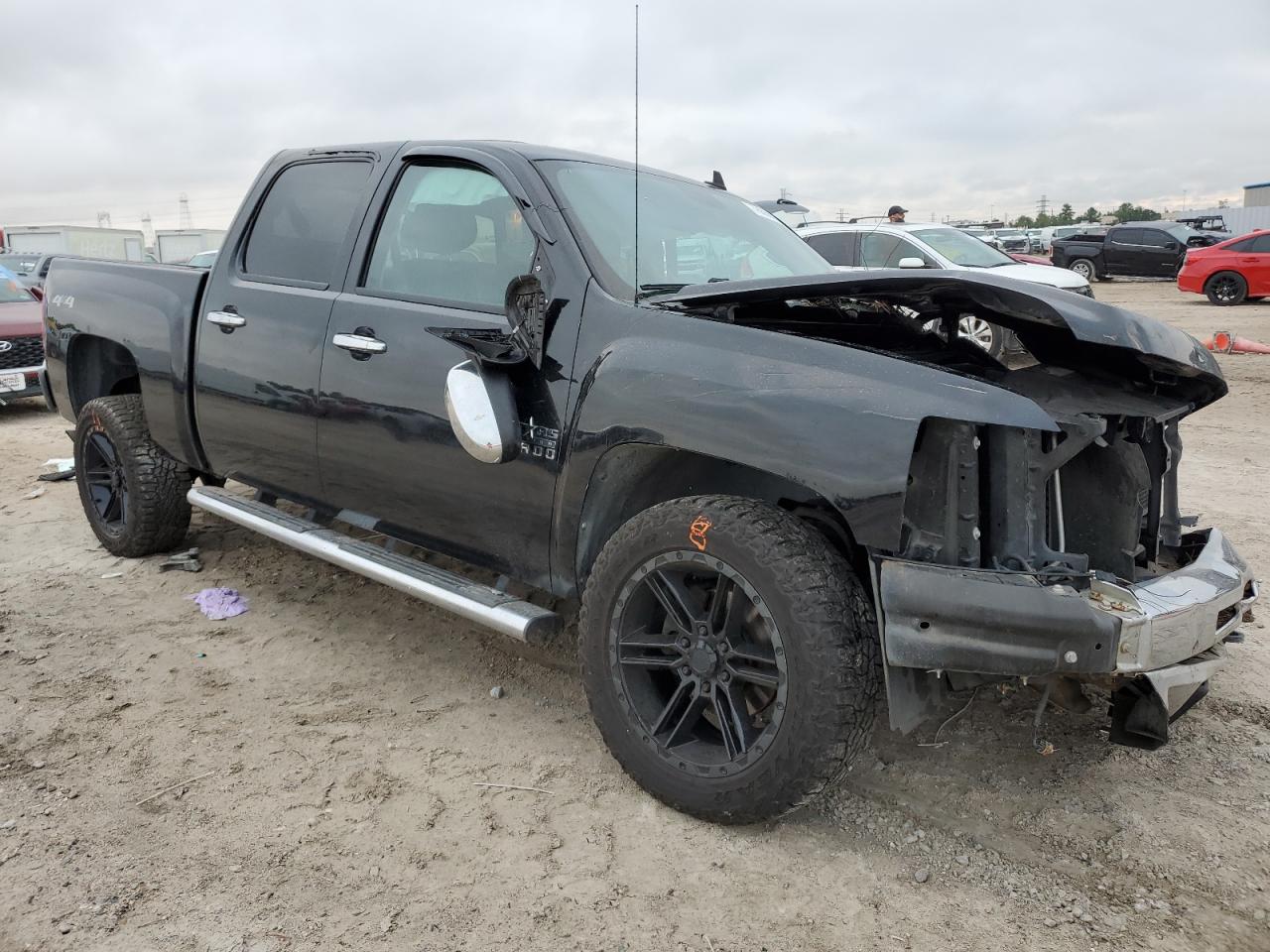 2012 Chevrolet Silverado VIN 3GCPKSE78CG296203 Copart auction photo, front end / side damage thumbnail 4