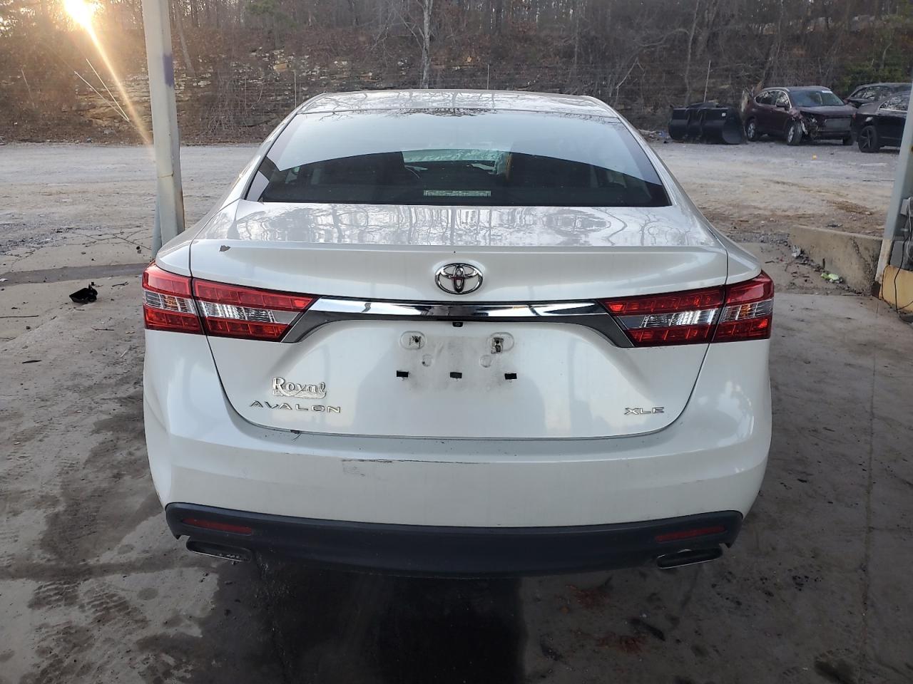 2014 Toyota Avalon VIN 4T1BK1EB2EU100289 Copart auction photo, front end damage thumbnail 6