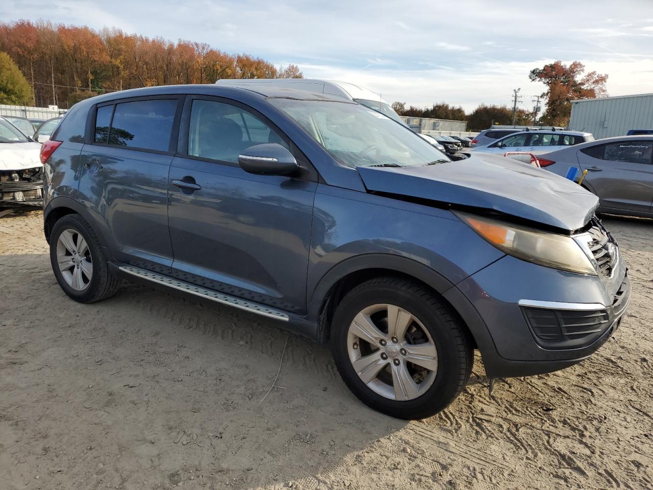 2012 KIA Sportage VIN KNDPB3A21C7316948 Copart auction photo, front end / minor dent/scratches damage thumbnail 4