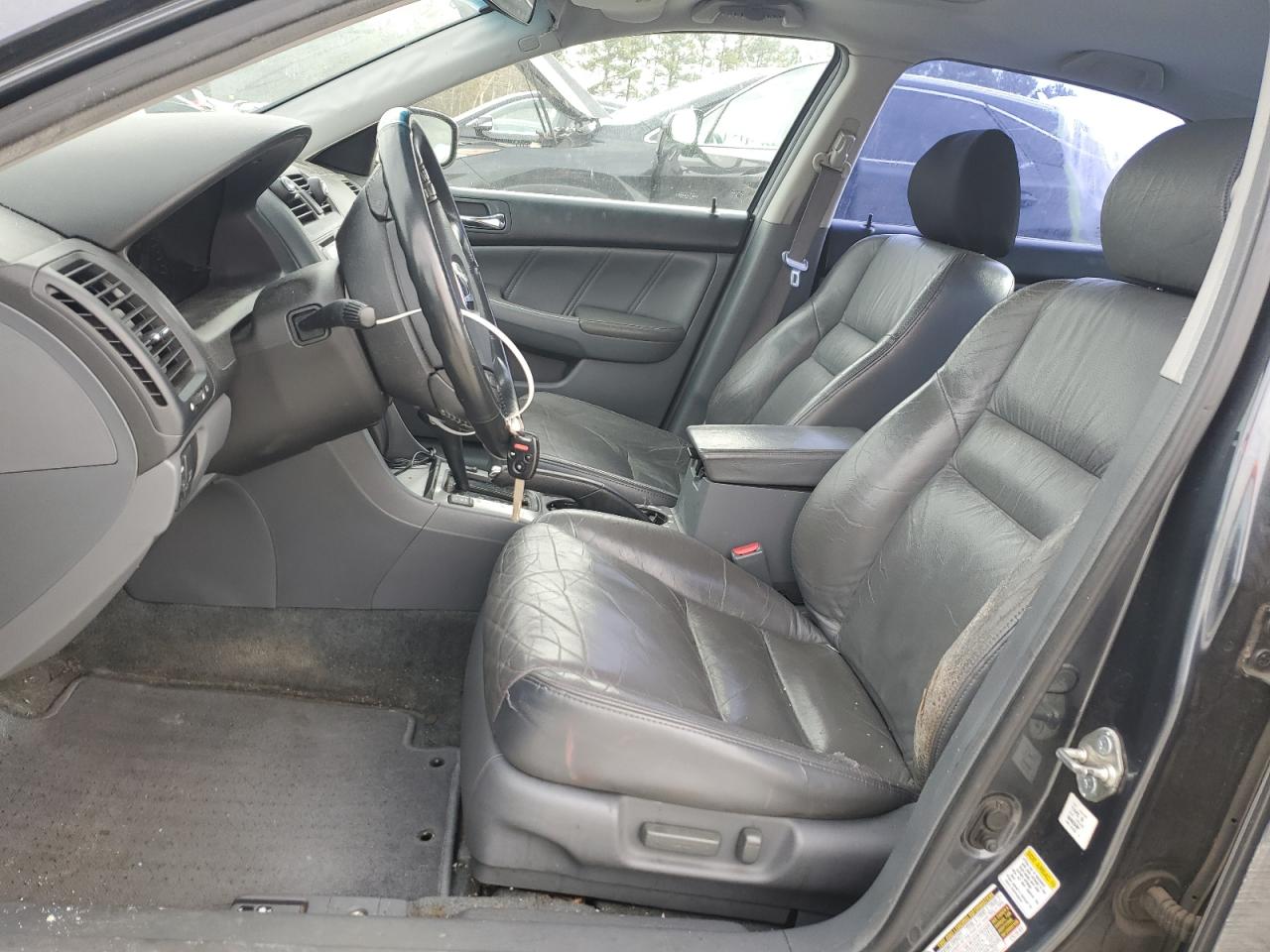 2004 Honda Accord VIN 1HGCM66574A073858 Copart auction photo, front end / rear end damage thumbnail 7