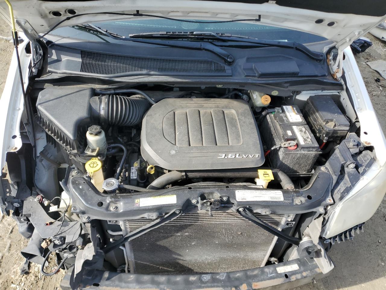 2012 Dodge Caravan VIN 2C4RDGDG9CR151702 Copart auction photo, front end / minor dent/scratches damage thumbnail 12