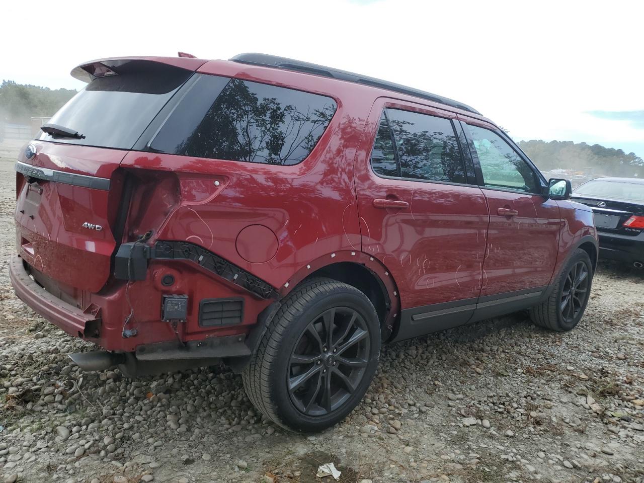 2017 Ford Explorer VIN 1FM5K8D81HGE17396 Copart auction photo, rear end / all over damage thumbnail 3