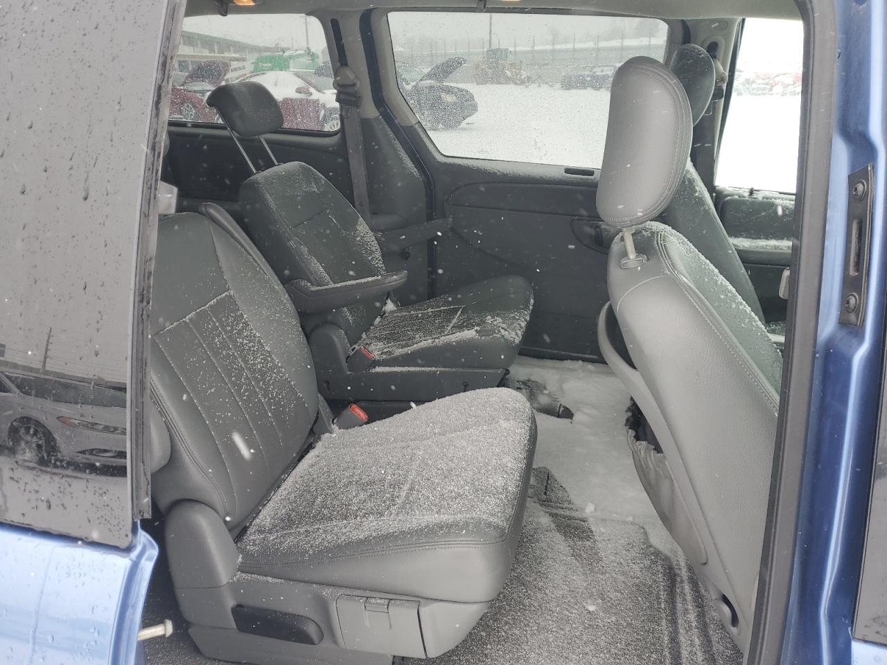 2007 Dodge Caravan VIN 2D8GP44L37R271402 Copart auction photo, front end damage thumbnail 11