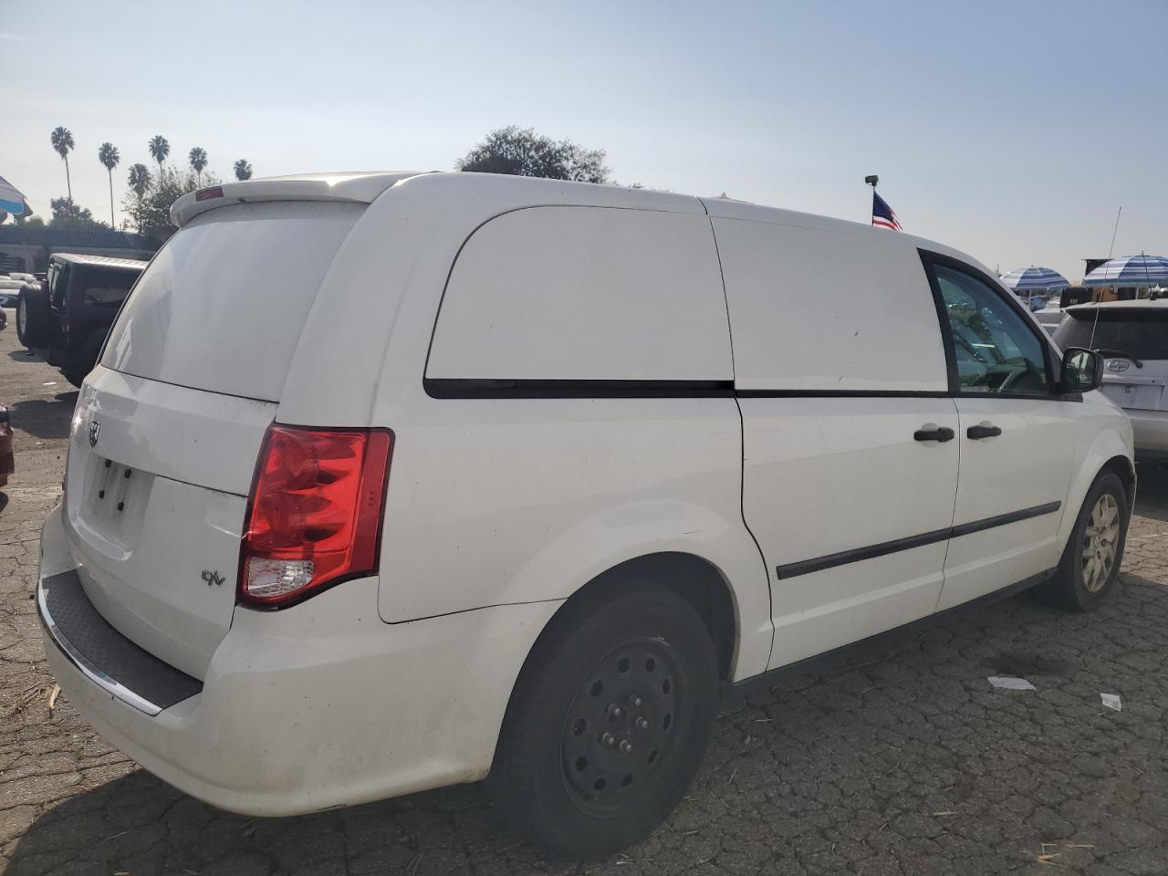 2014 RAM Cargo Van Tradesman VIN 2C4RRGAG7ER176011 Copart auction photo, mechanical damage thumbnail 3